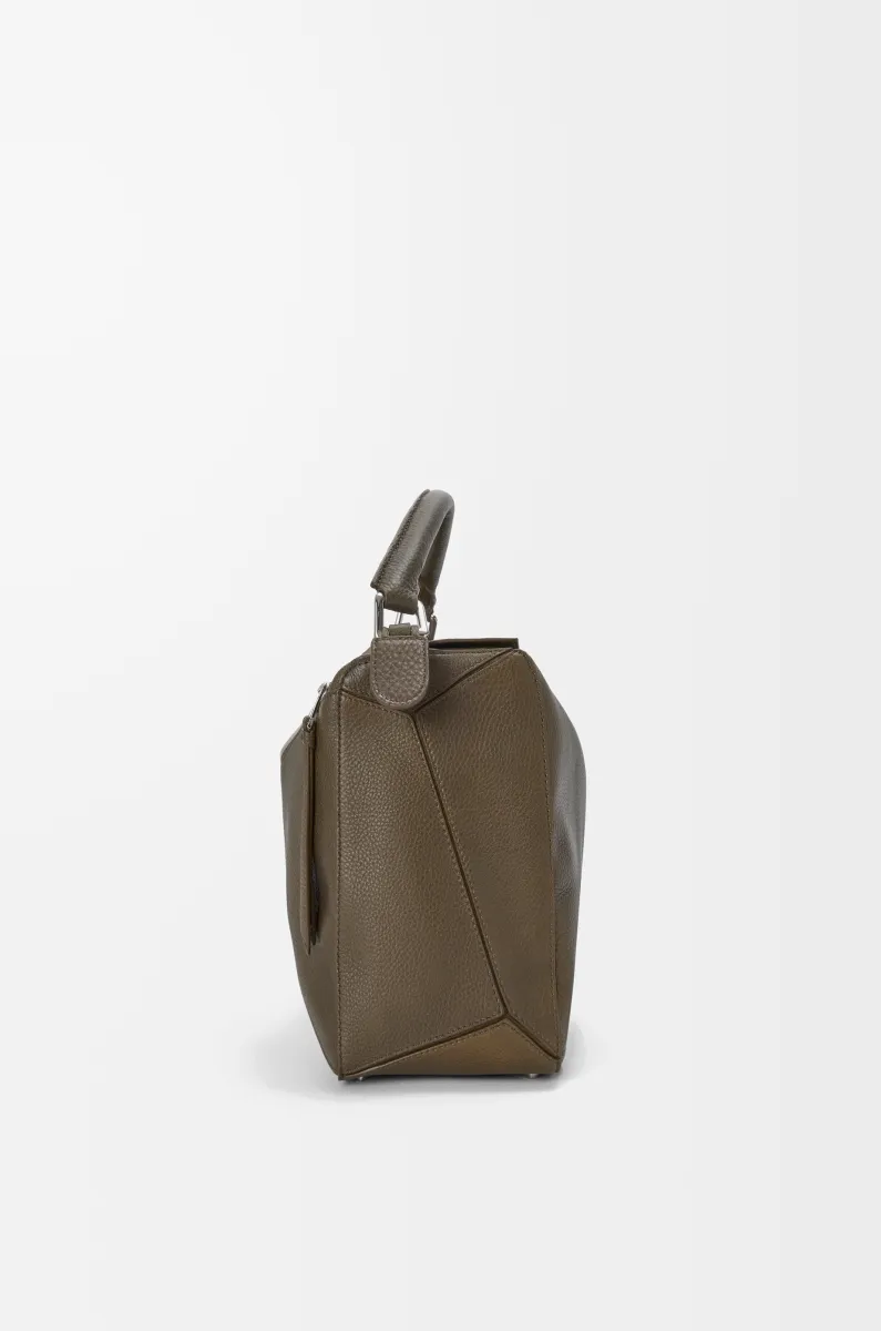 大号柔软粒面牛皮革 Puzzle 手袋