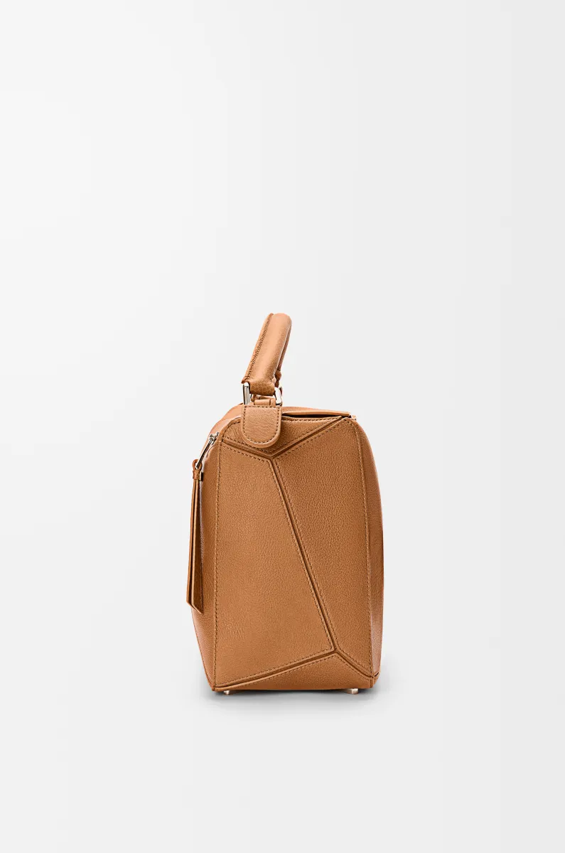 大号柔软粒面牛皮革 Puzzle 手袋