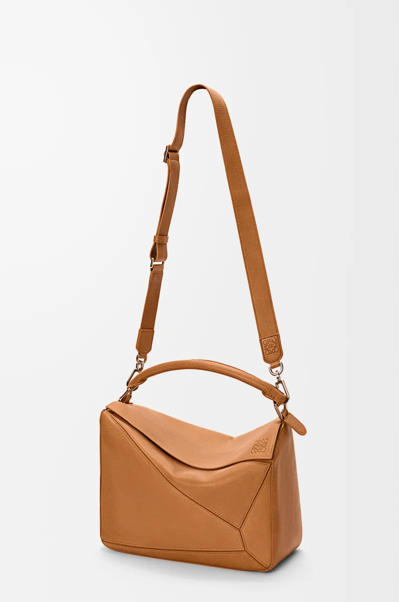 大号柔软粒面牛皮革 Puzzle 手袋