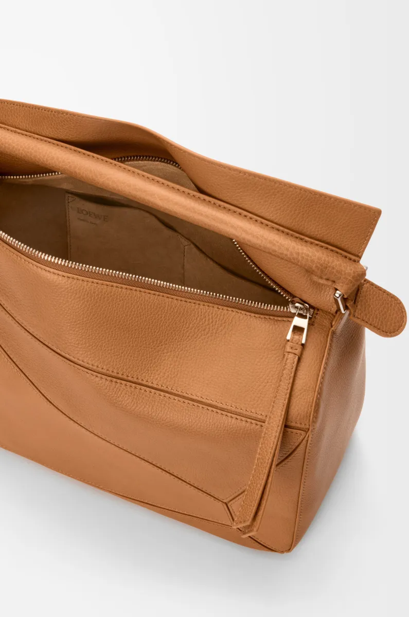 大号柔软粒面牛皮革 Puzzle 手袋