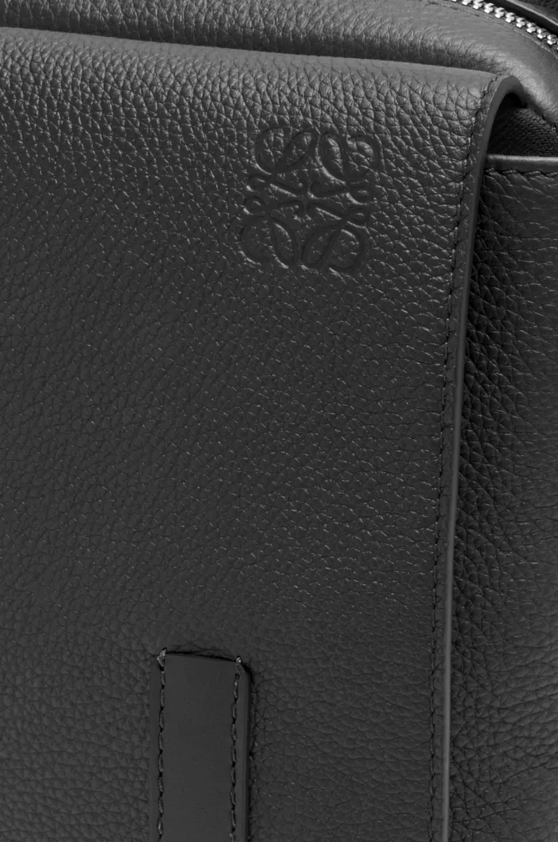 超小号柔软粒面牛皮革 Military 邮差包