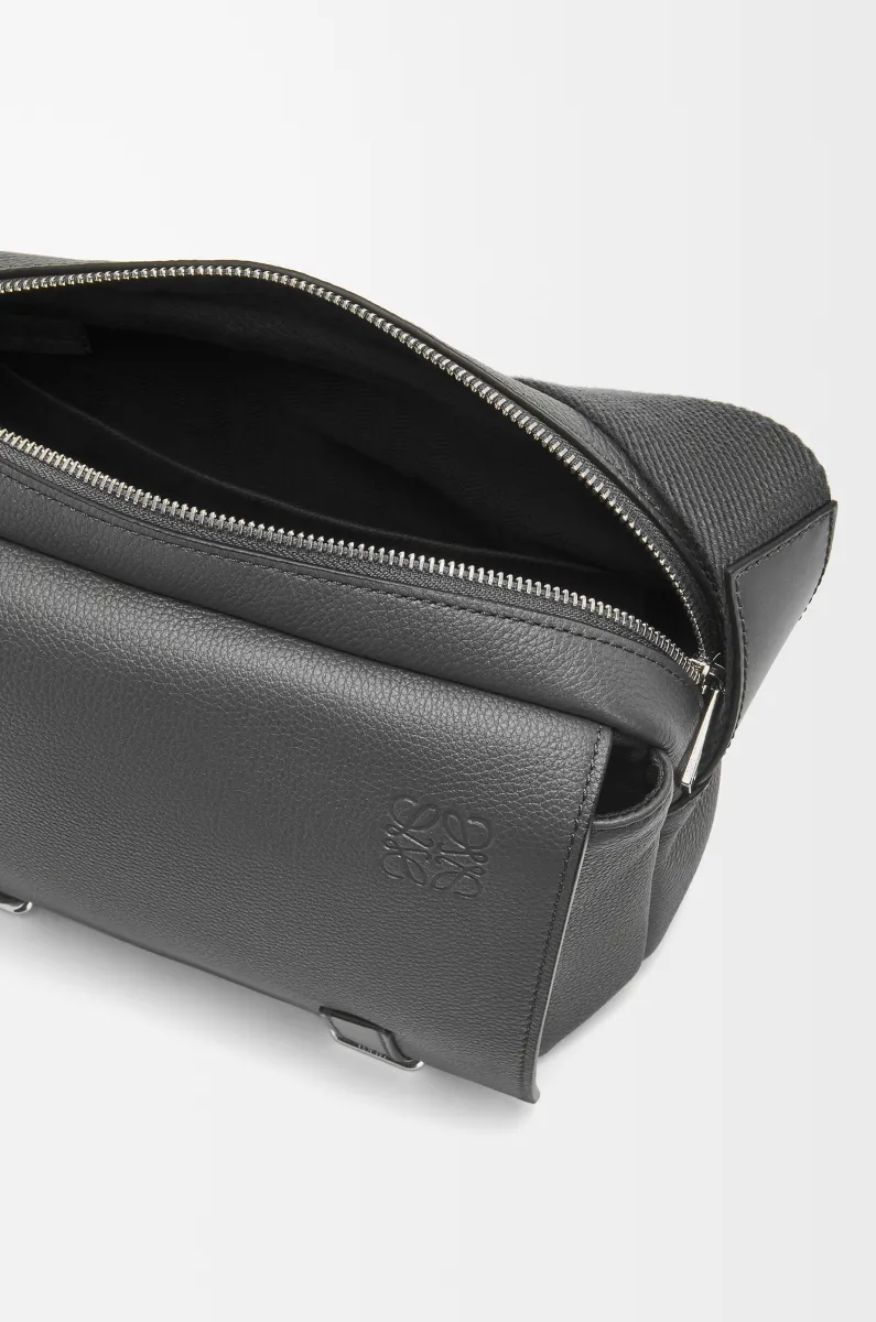 超小号柔软粒面牛皮革 Military 邮差包