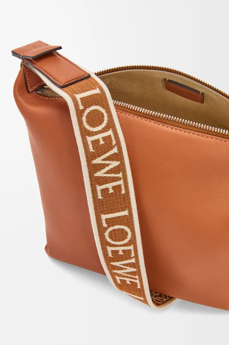 小号柔软光滑牛皮革和提花布 Cubi 斜挎包