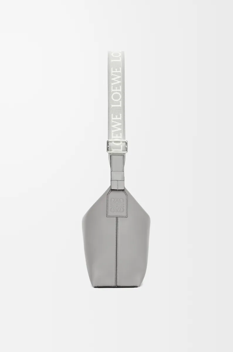 小号柔软光滑牛皮革和提花布 Cubi 斜挎包