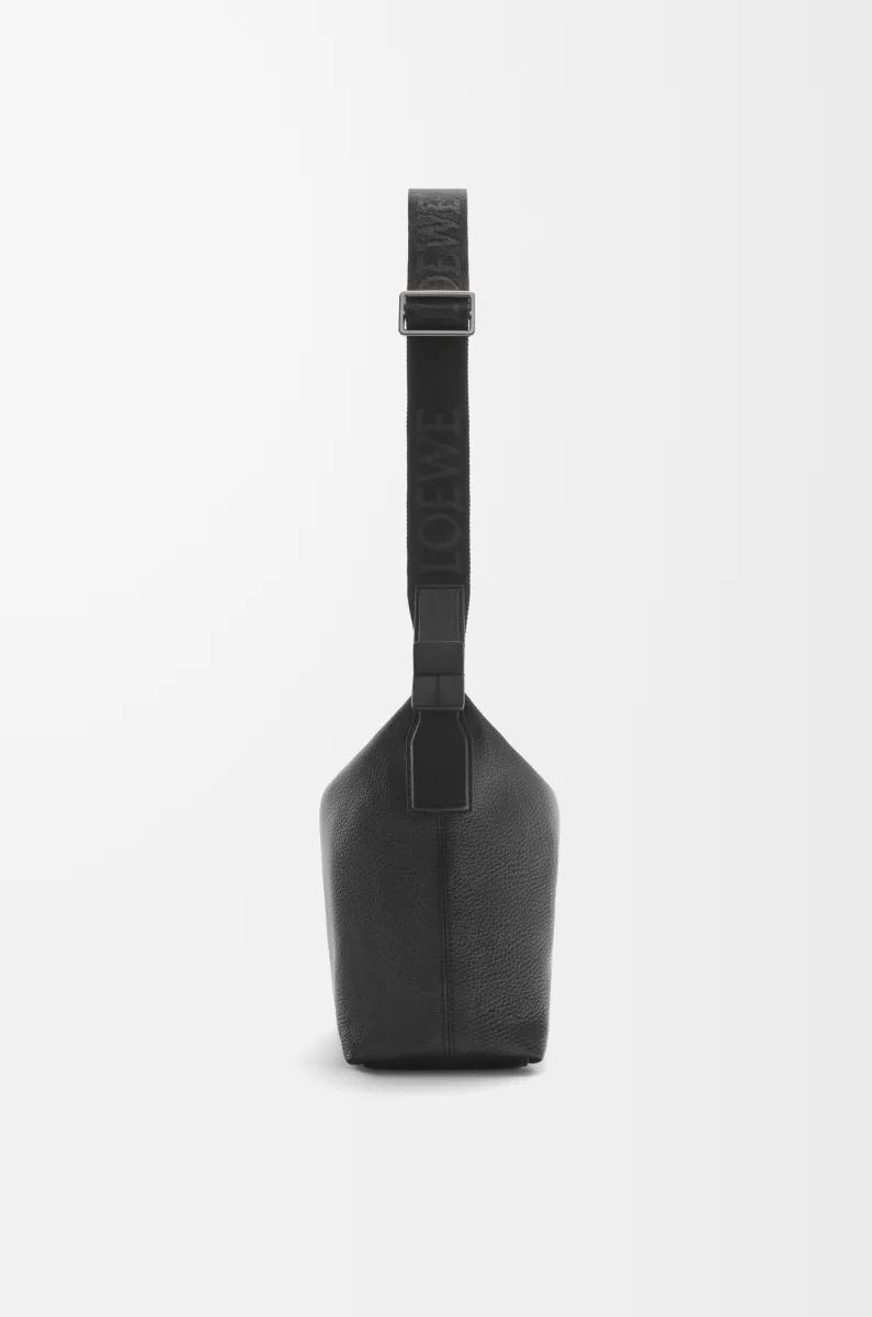 小号柔软粒面牛皮革 Cubi 斜挎包