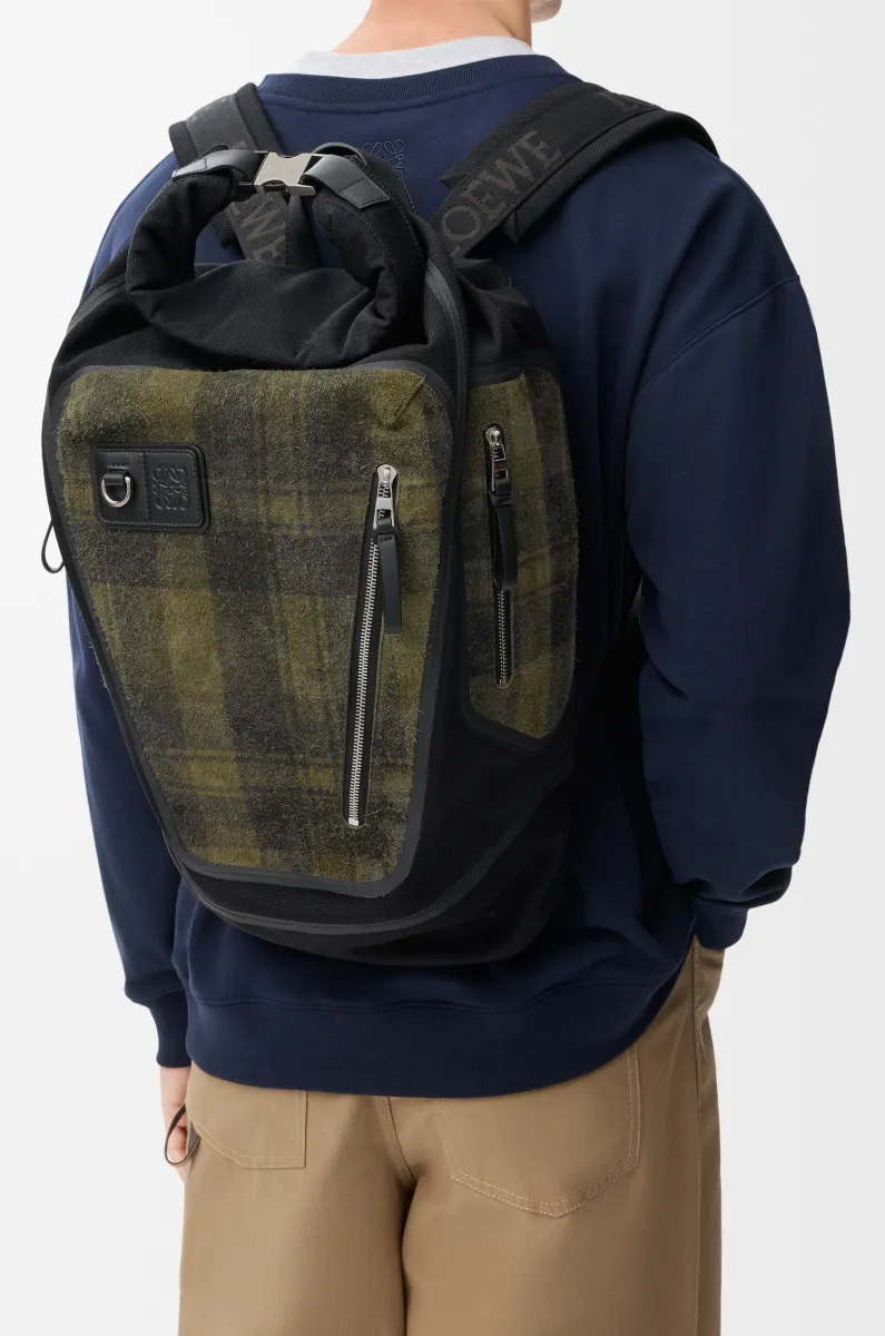 帆布和磨砂绒面革 Flex 双肩包