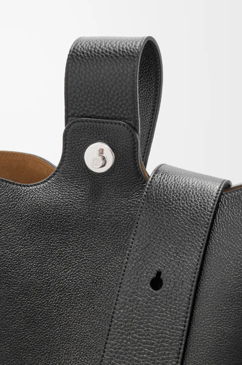 大号柔软粒面牛皮革 Pebble Bucket 水桶手袋