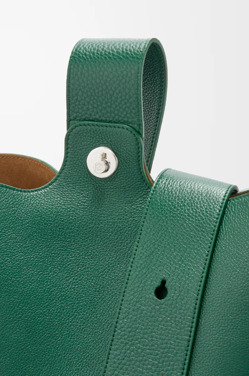 大号柔软粒面牛皮革 Pebble Bucket 水桶手袋