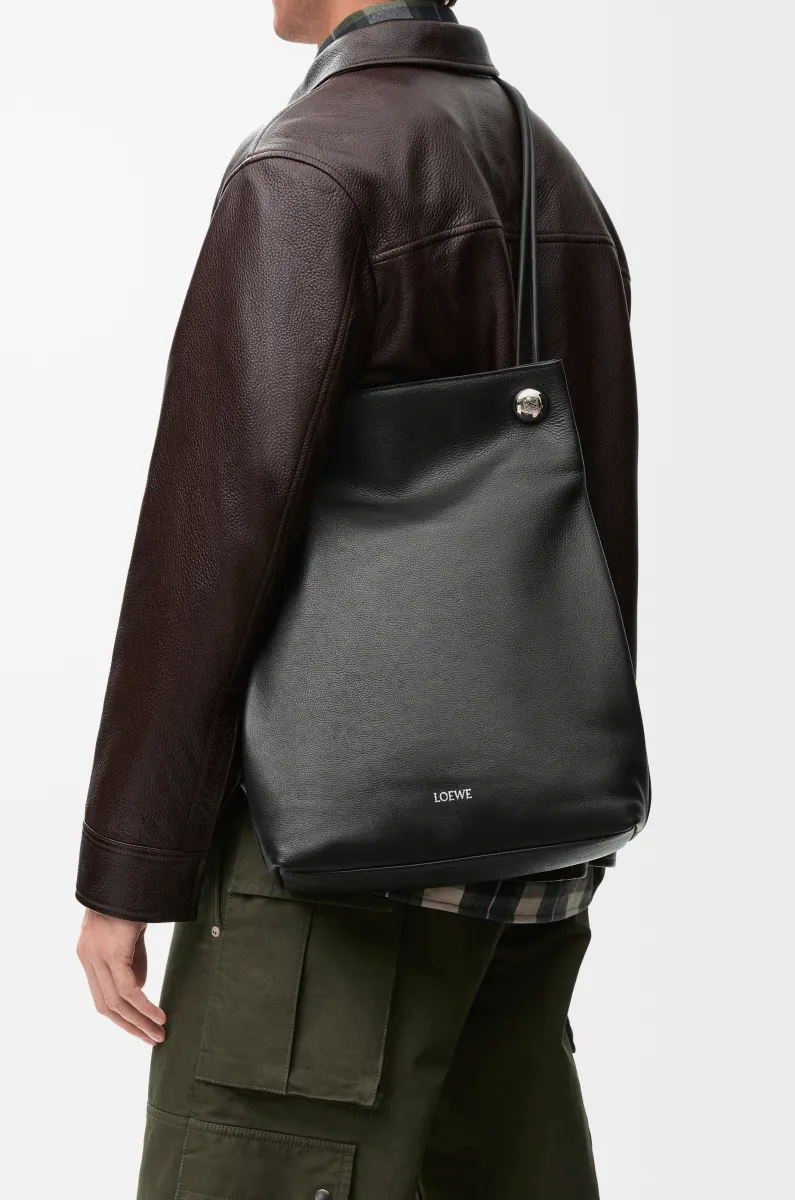 柔软粒面牛皮革 Pebble Hobo 手袋