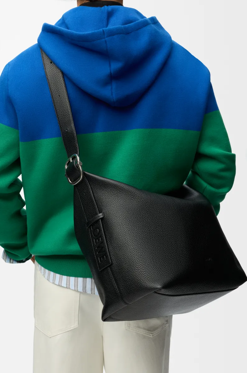 大号柔软粒面牛皮革 Loop Hobo 手袋