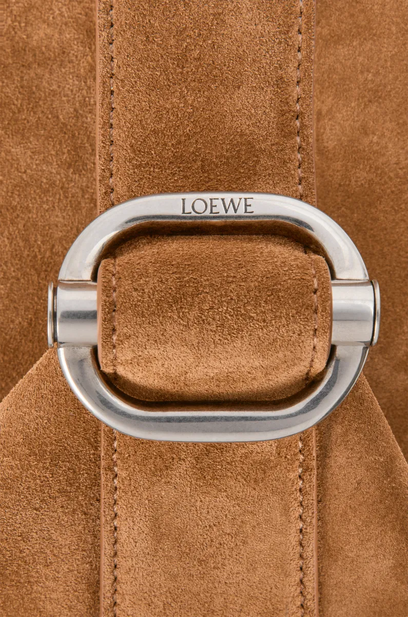 中号绒面牛皮革 Loop 水桶手袋