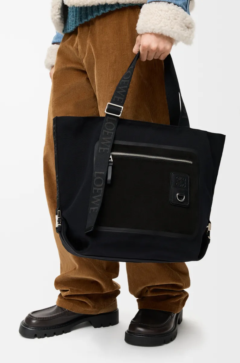 帆布和绒面革 Flex 拉链托特手袋