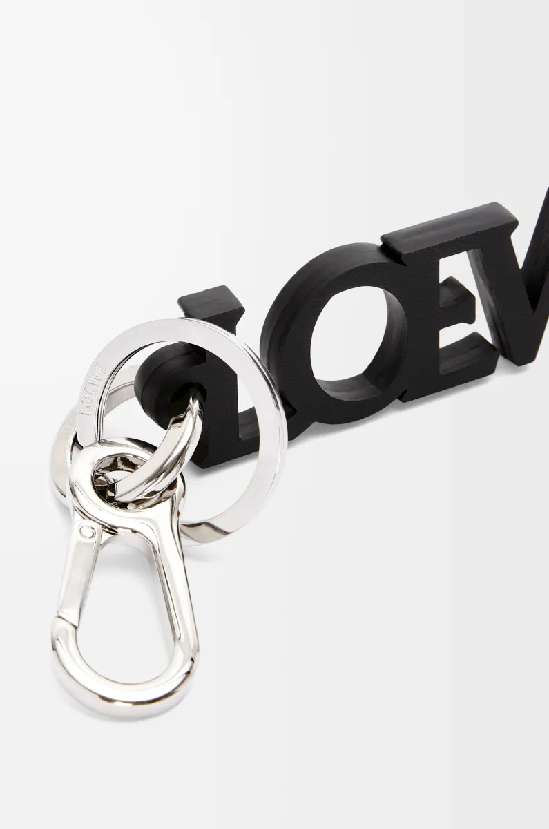 光滑牛皮革 LOEWE 标志性挂饰