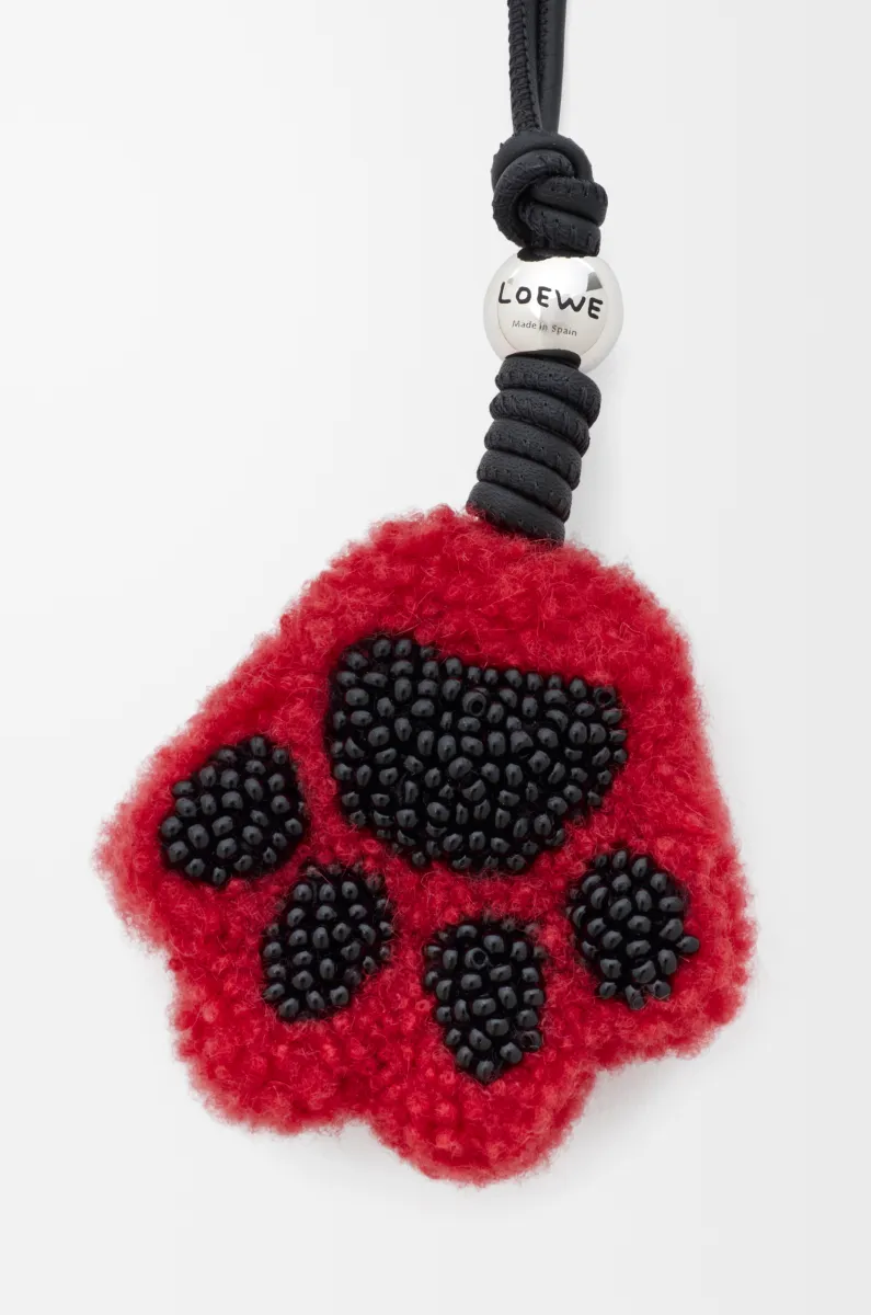 Paw charm in shearling and calfskin