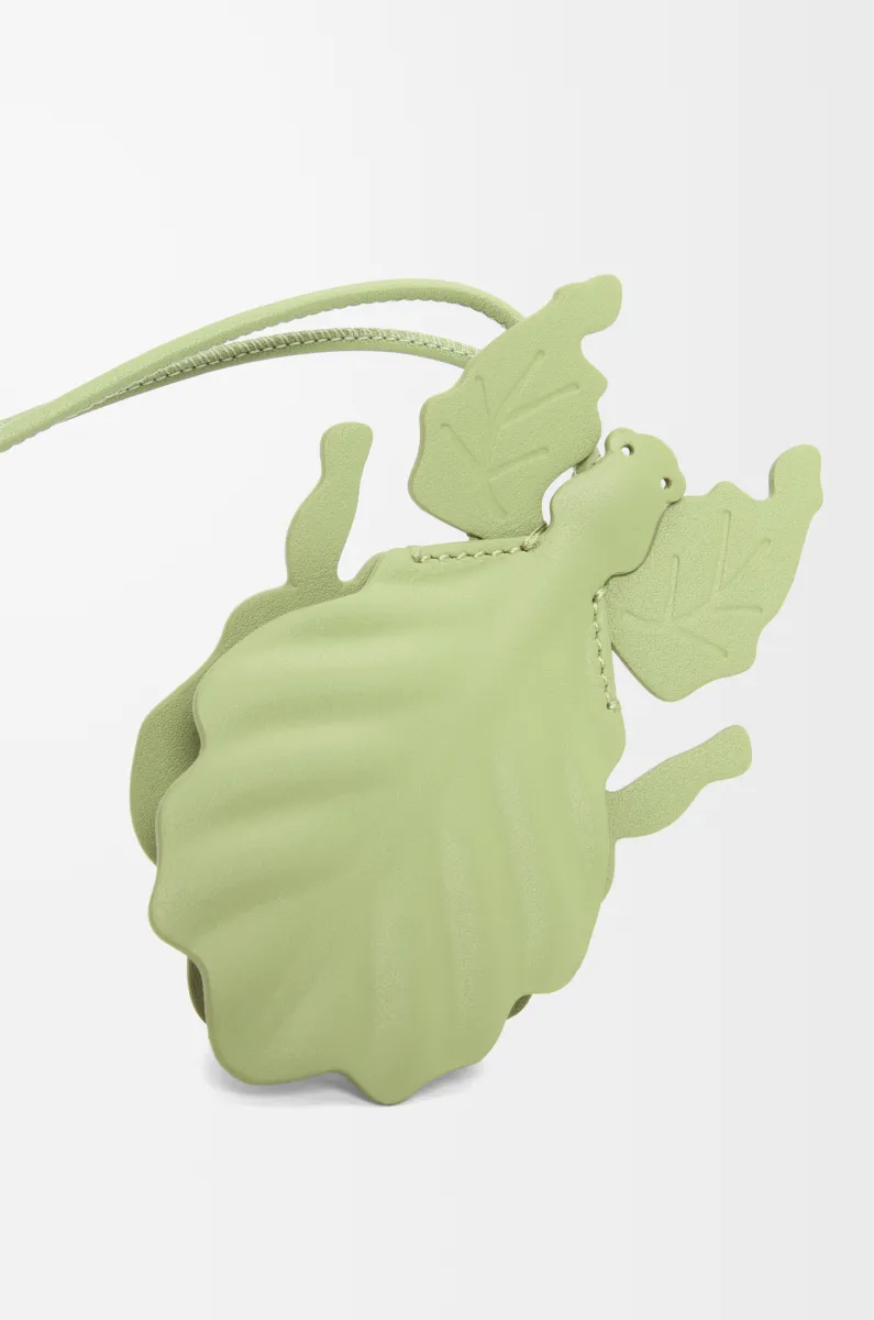 经典牛皮革叶虫钥匙扣挂饰