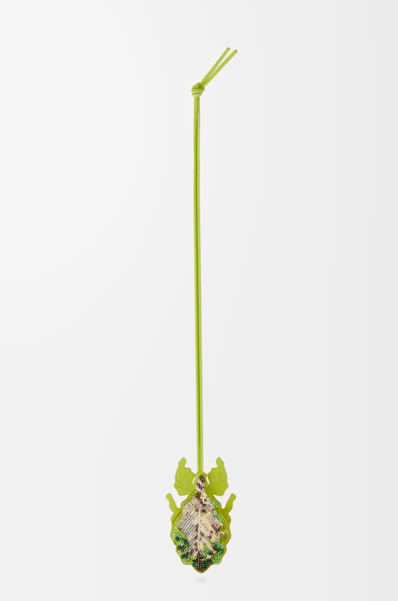 珠饰皮革叶虫钥匙扣挂饰