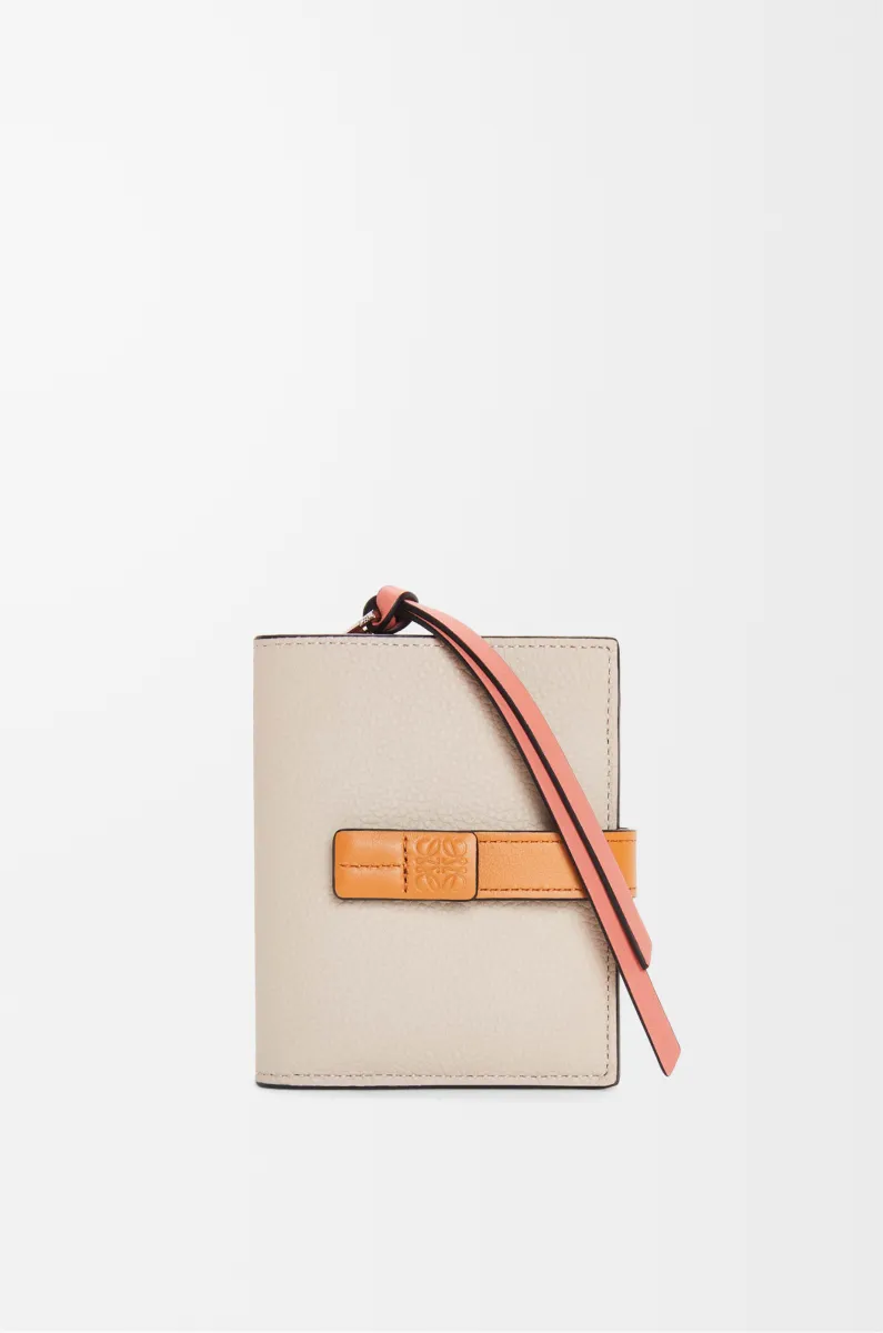 柔软粒面牛皮革紧凑拉链钱包