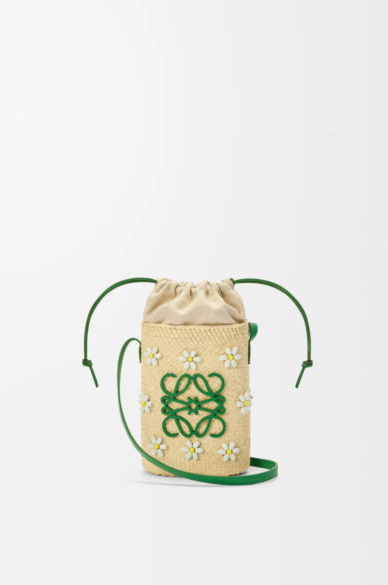 伊拉卡棕榈纤维和牛皮革方形小袋