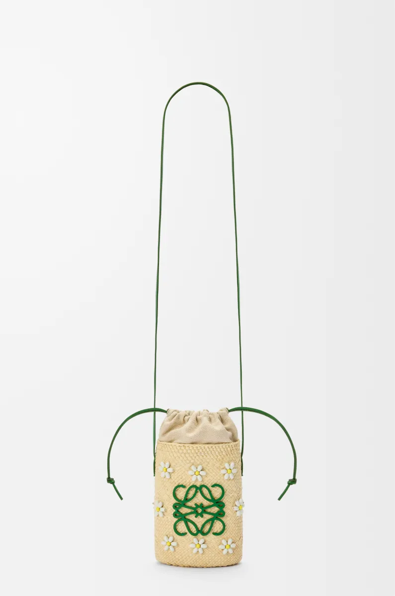 伊拉卡棕榈纤维和牛皮革方形小袋