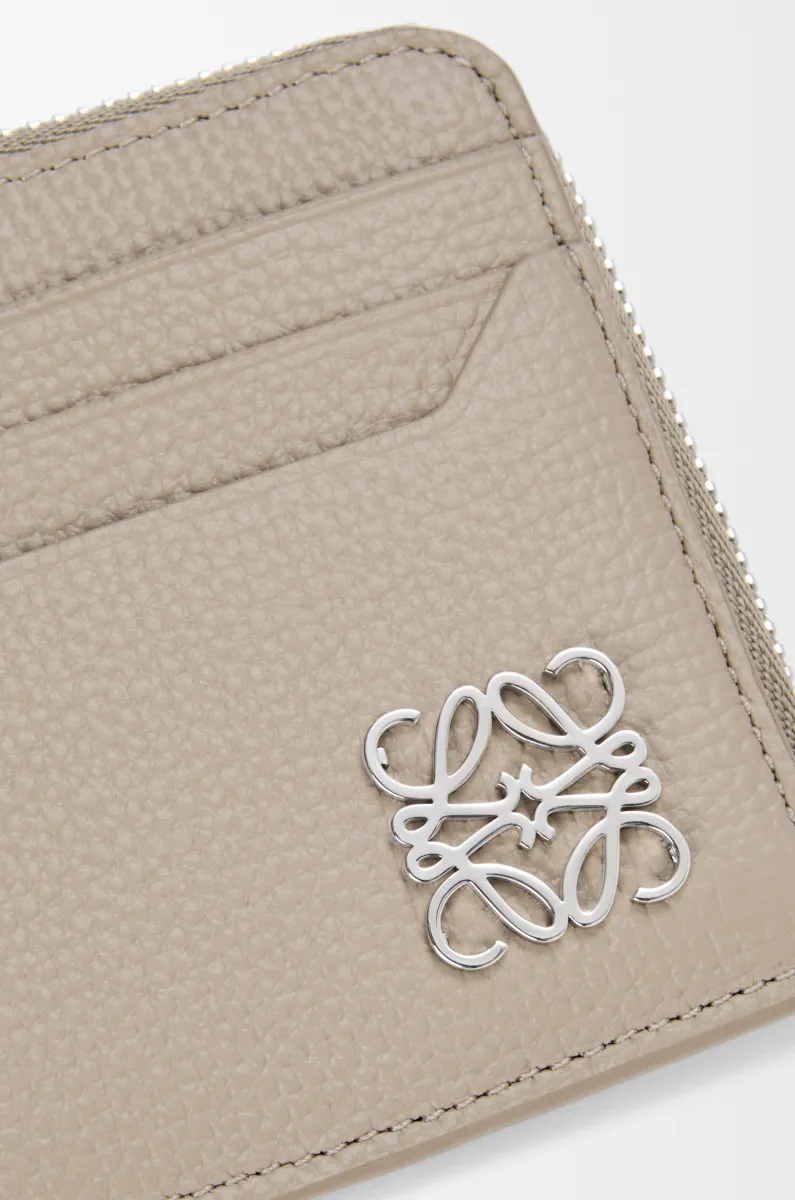 鹅卵石纹牛皮革 Anagram 方形硬币卡包