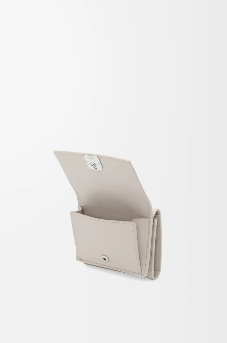 鹅卵石纹牛皮革 Anagram 三折钱包