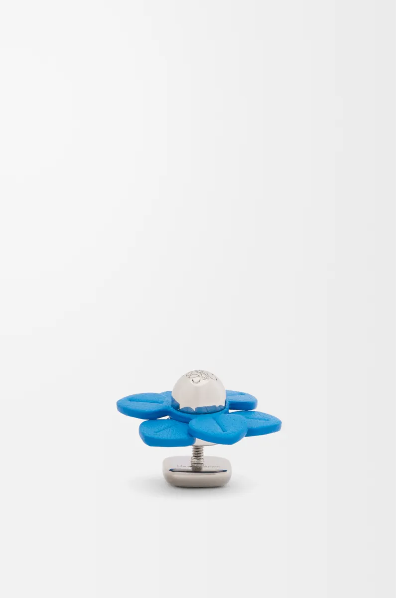 牛皮革花卉别针