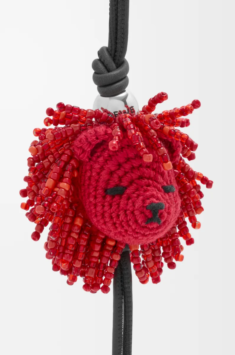 Lion head charm in crochet and calfskin