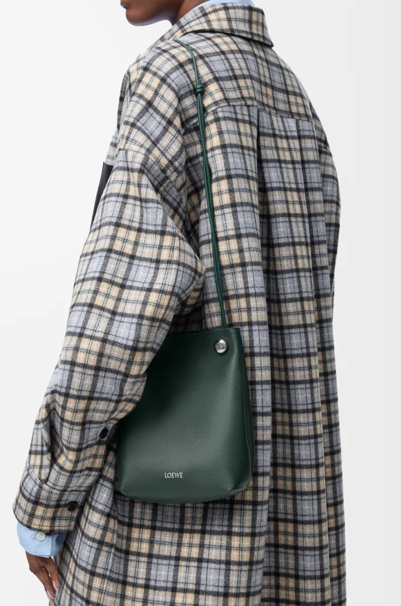 光滑牛皮革 Pebble 小袋