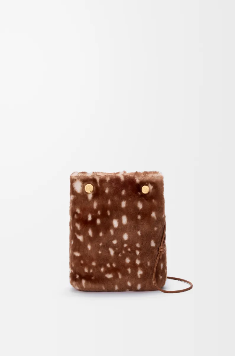 Pebble pouch in printed shearling