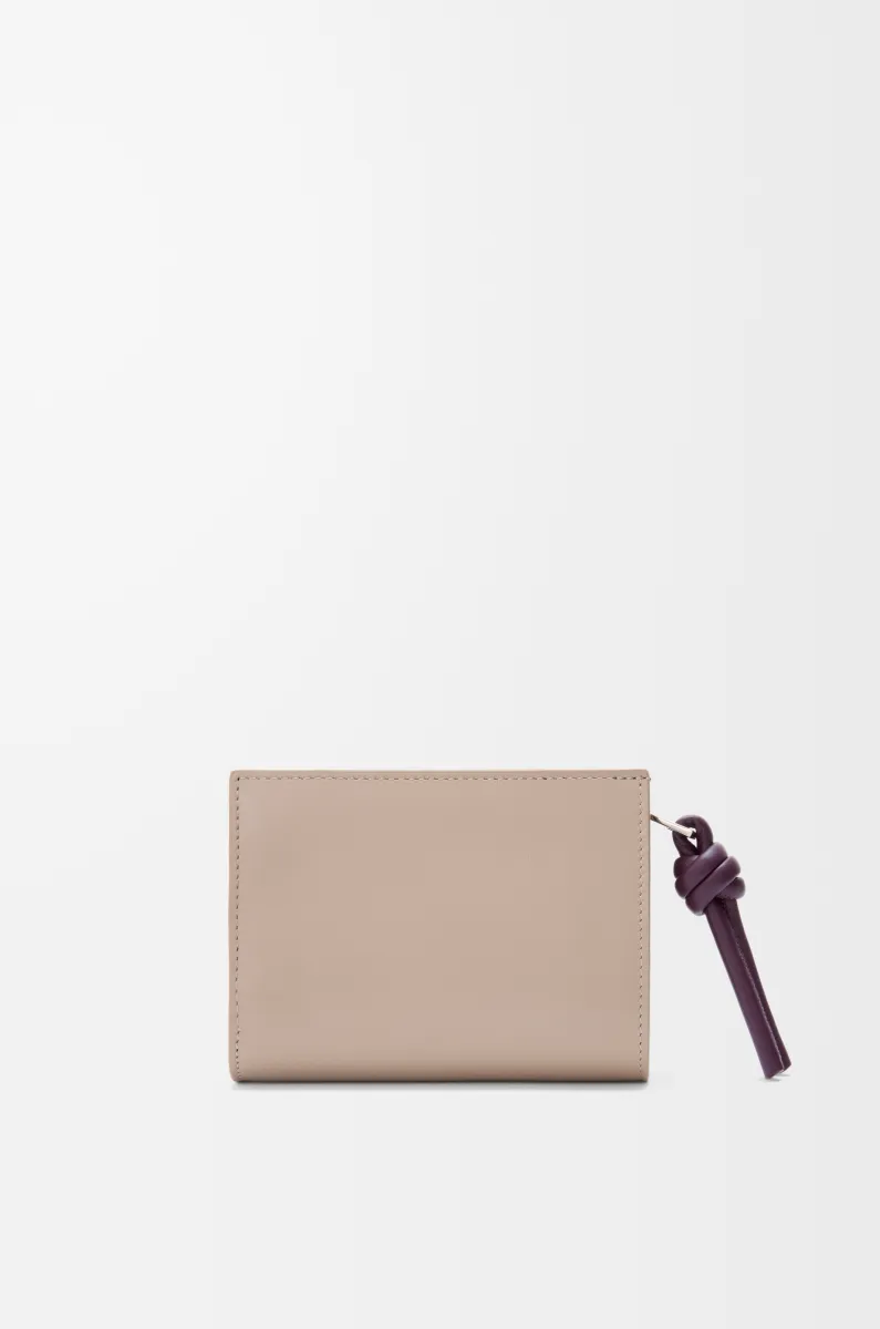 亮面纳帕牛皮革绳结紧凑钱包