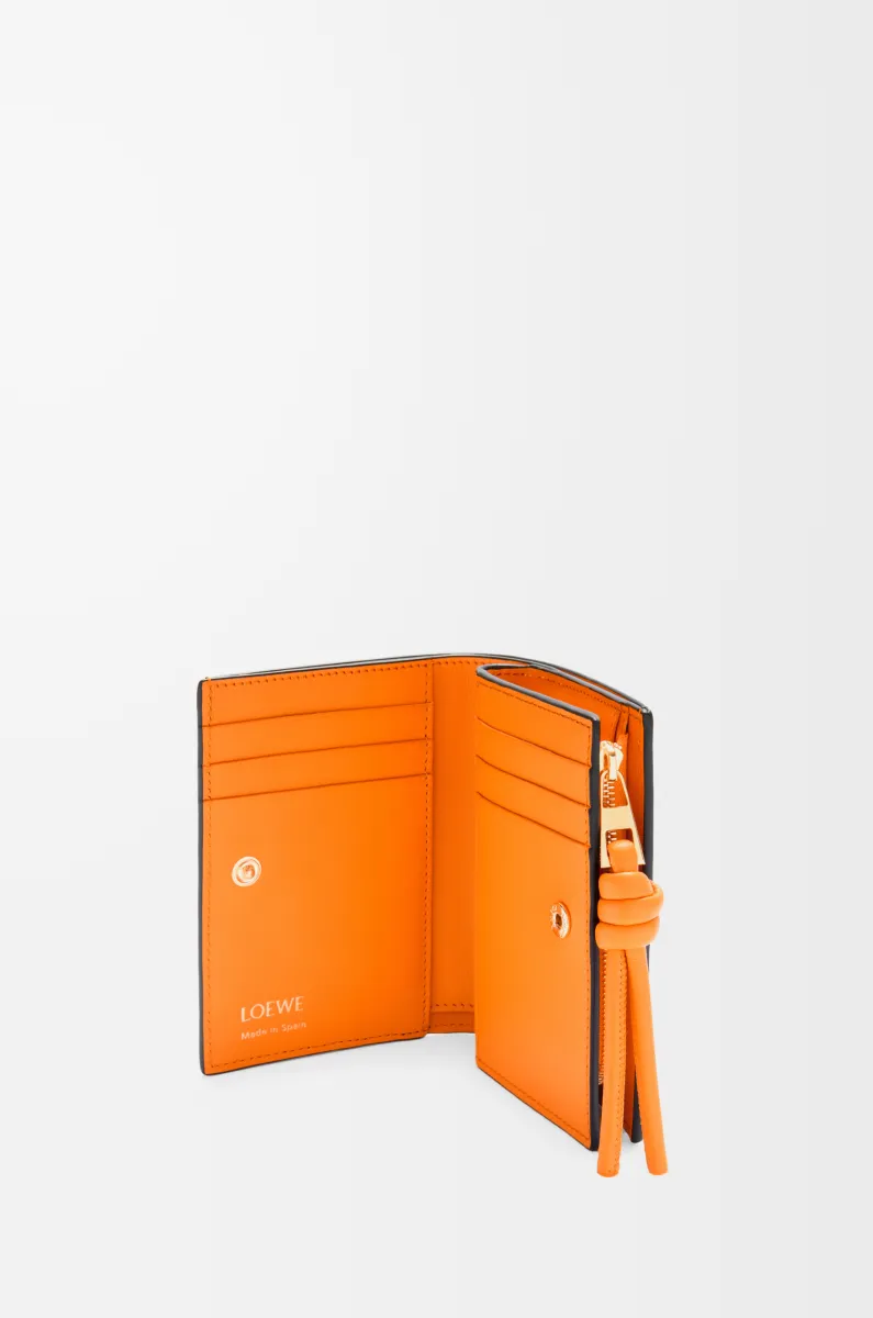 亮面纳帕牛皮革绳结紧凑钱包