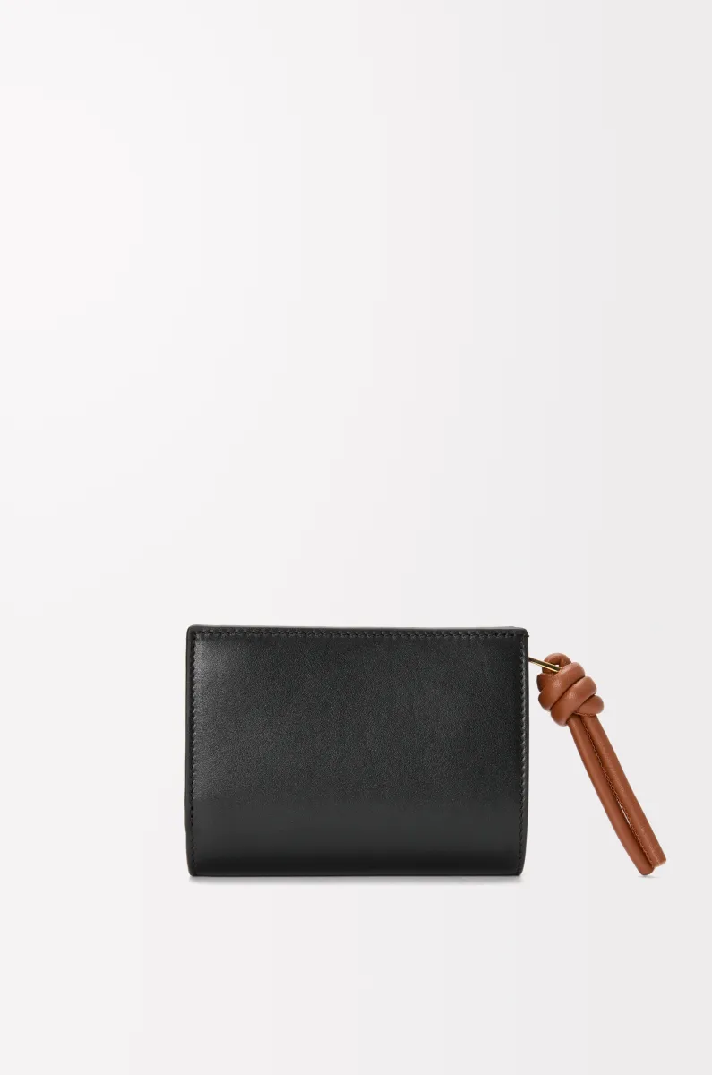 亮面纳帕牛皮革绳结紧凑钱包