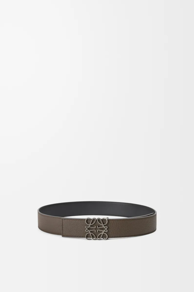 柔软粒面牛皮革和光滑牛皮革双面 Anagram 腰带