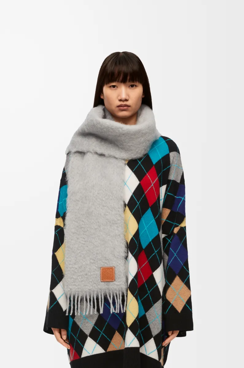 马海毛和羊毛围巾