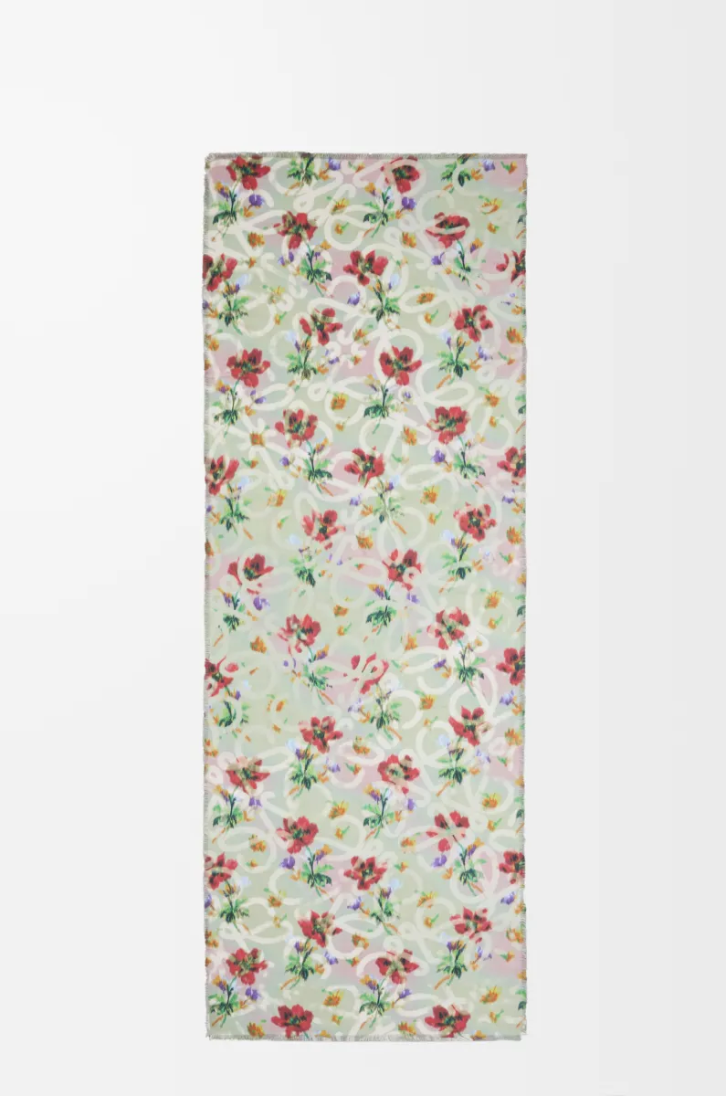 羊绒和丝绸围巾