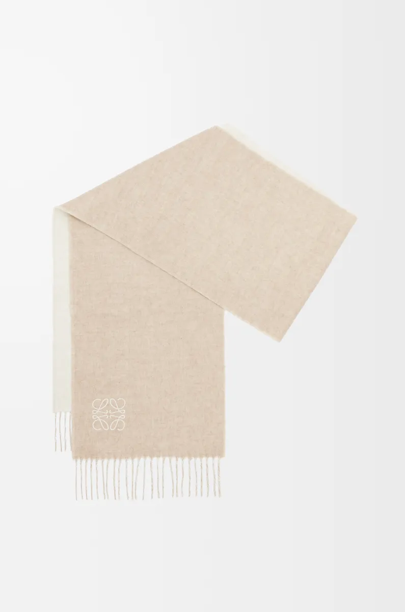 羊毛和羊绒双色围巾