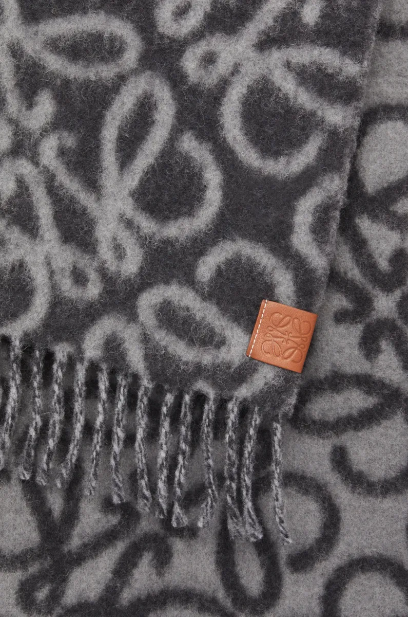 羊驼毛和羊毛混纺 Anagram 围巾