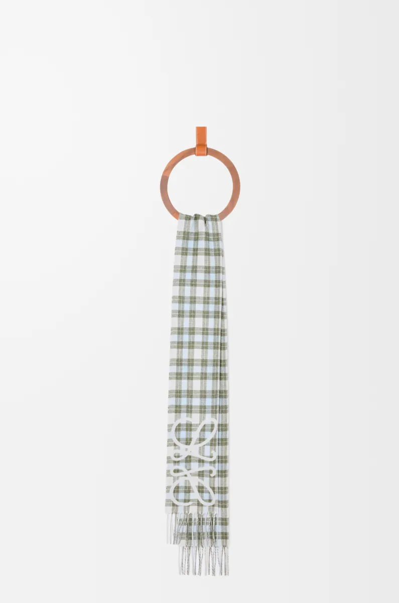 丝绸和羊绒 Anagram 围巾