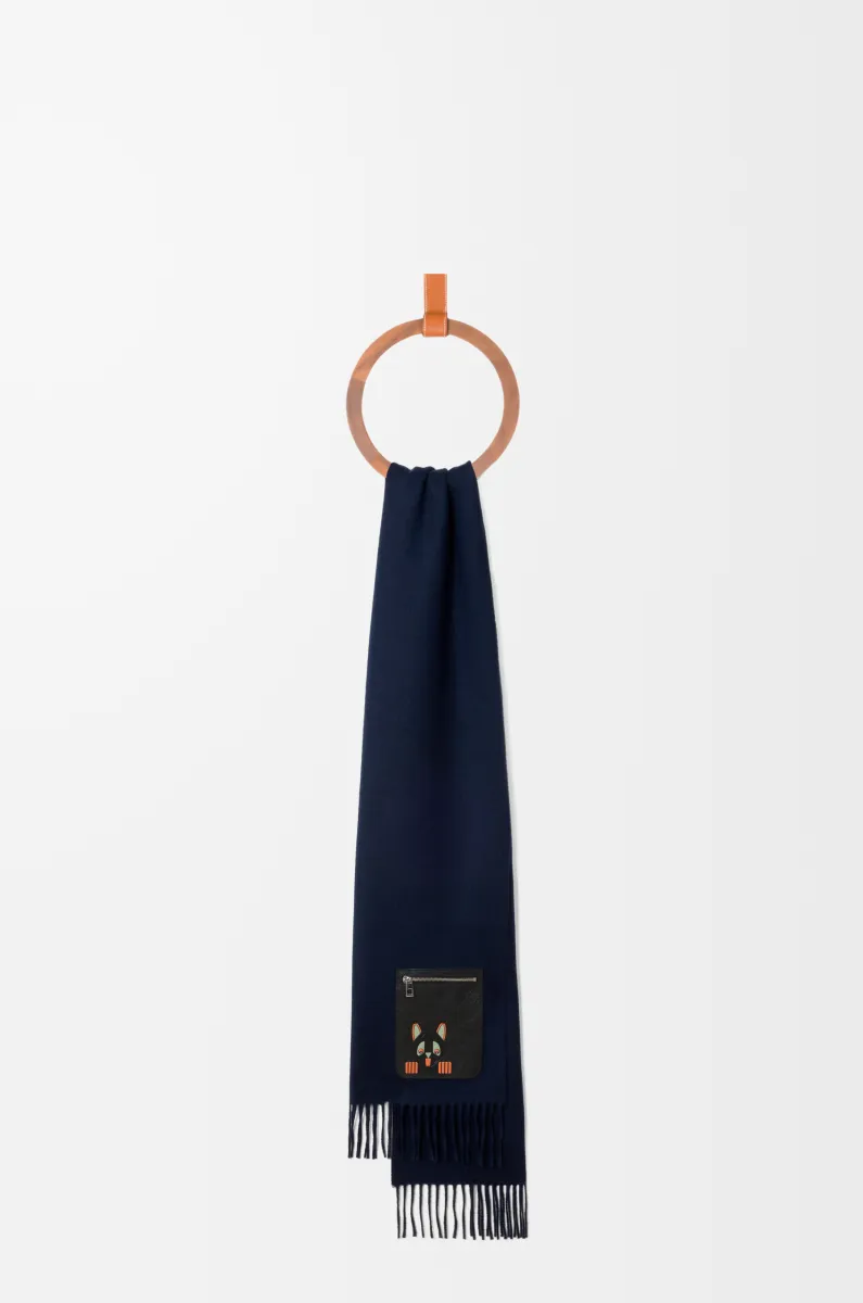 羊毛和羊绒围巾