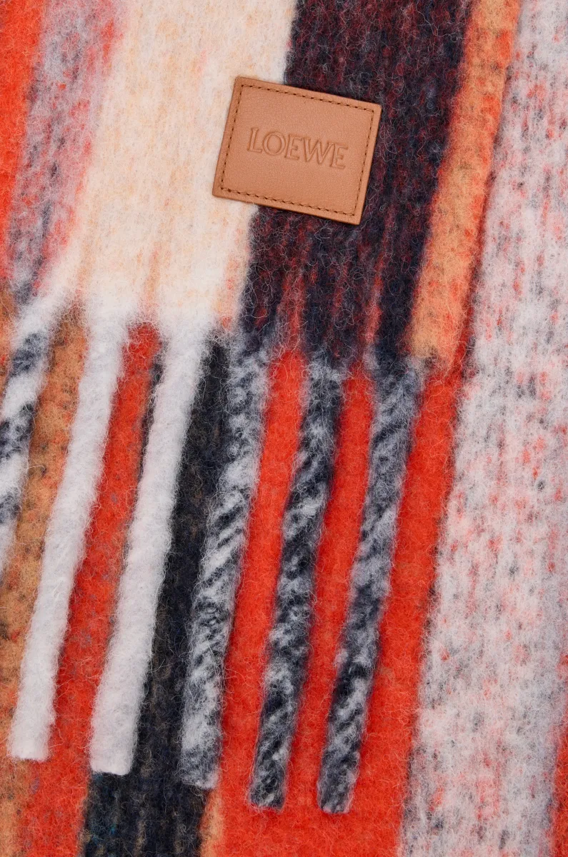 羊驼毛和羊毛混纺围巾