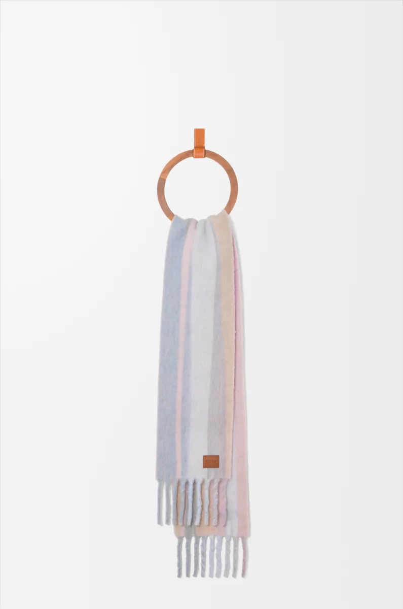 羊驼毛和羊毛混纺围巾