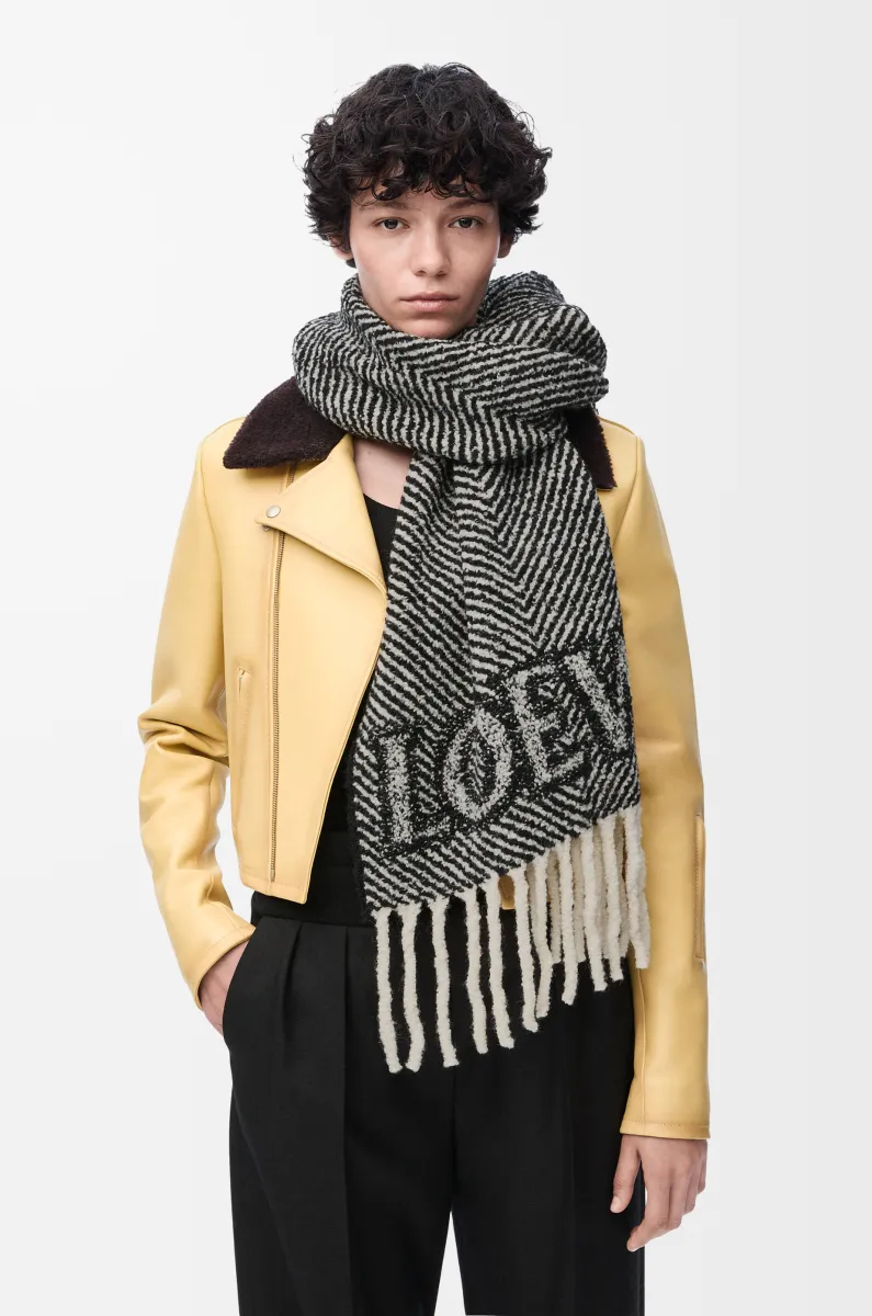 LOEWE 羊驼毛和羊毛混纺围巾