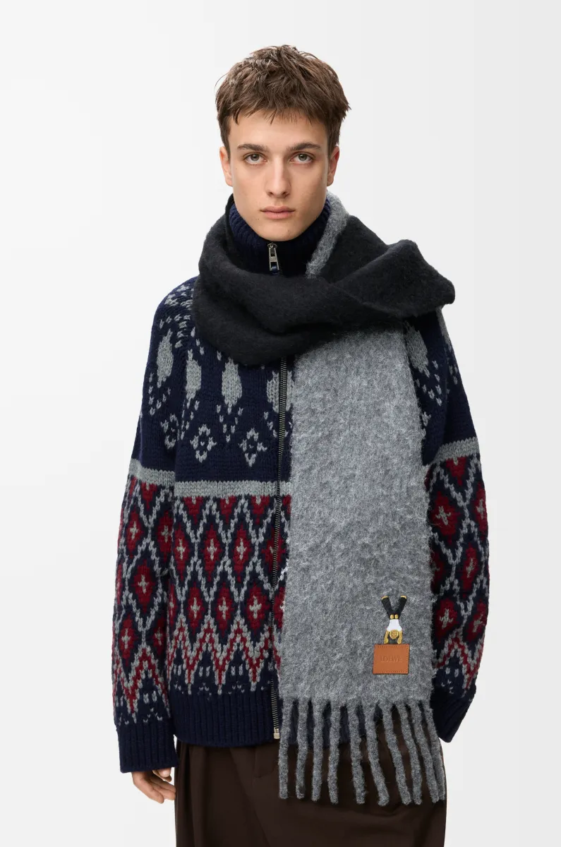 羊驼毛和羊毛混纺围巾