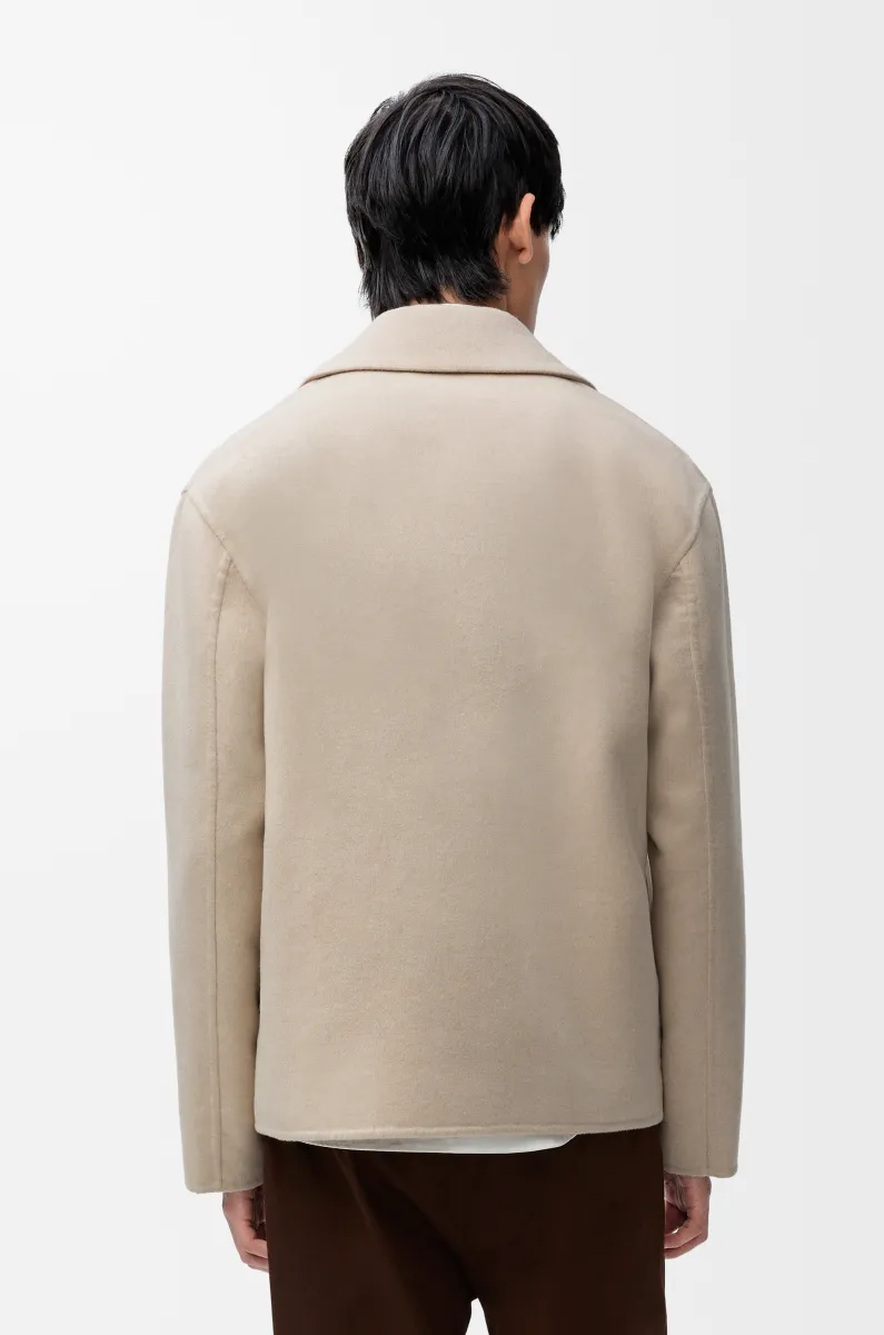 羊毛和羊绒工装外套