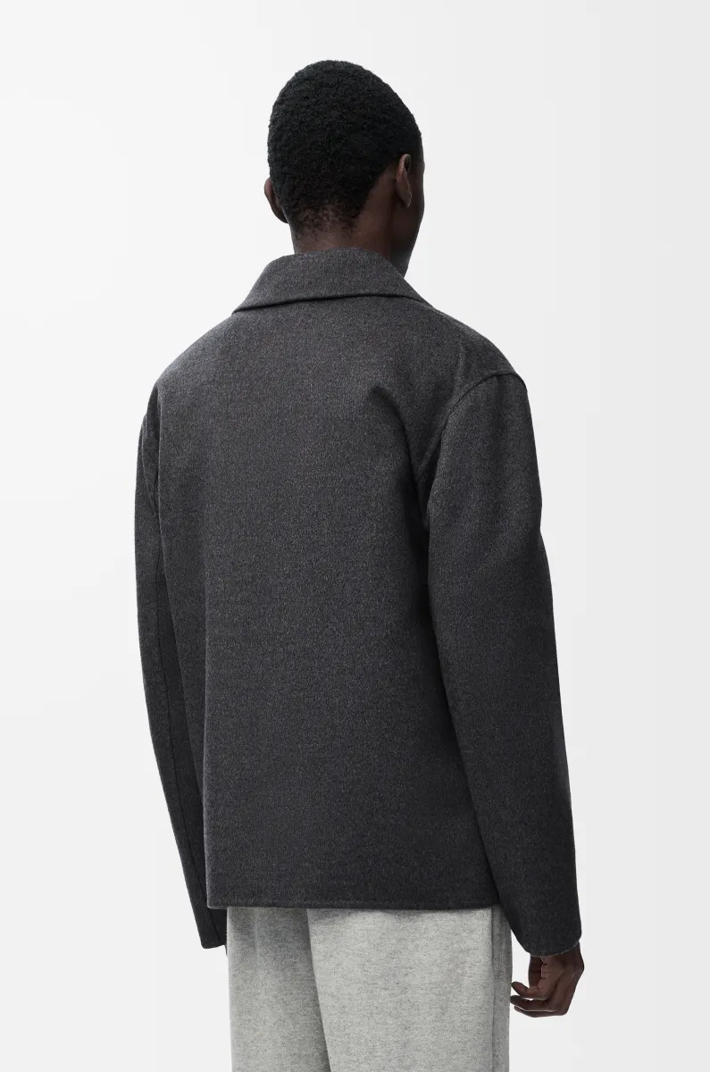 羊毛和羊绒工装外套