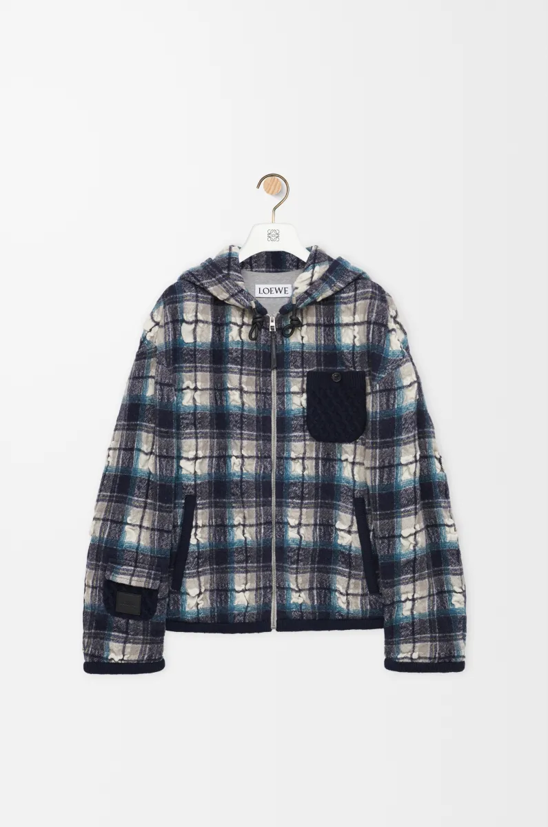 羊毛和亚麻连帽夹克