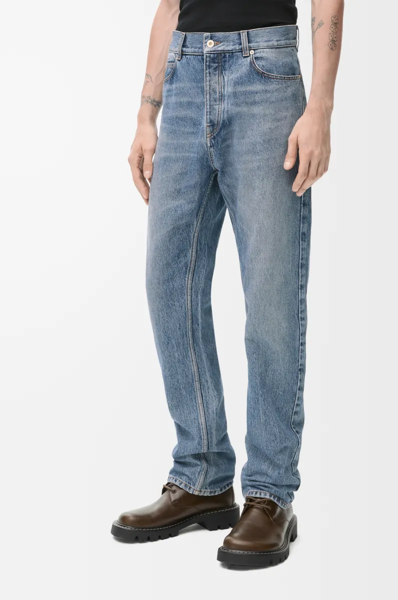 单宁布直筒牛仔裤