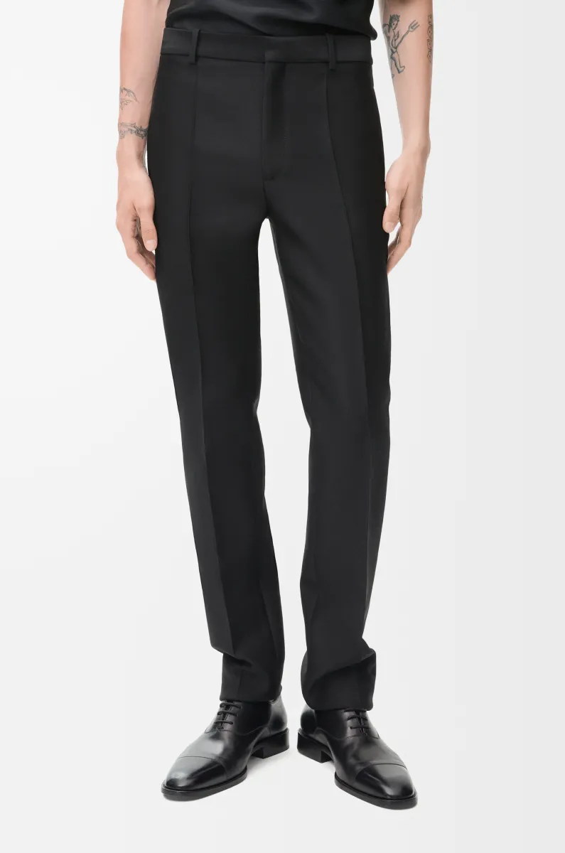 羊毛和丝绸长裤