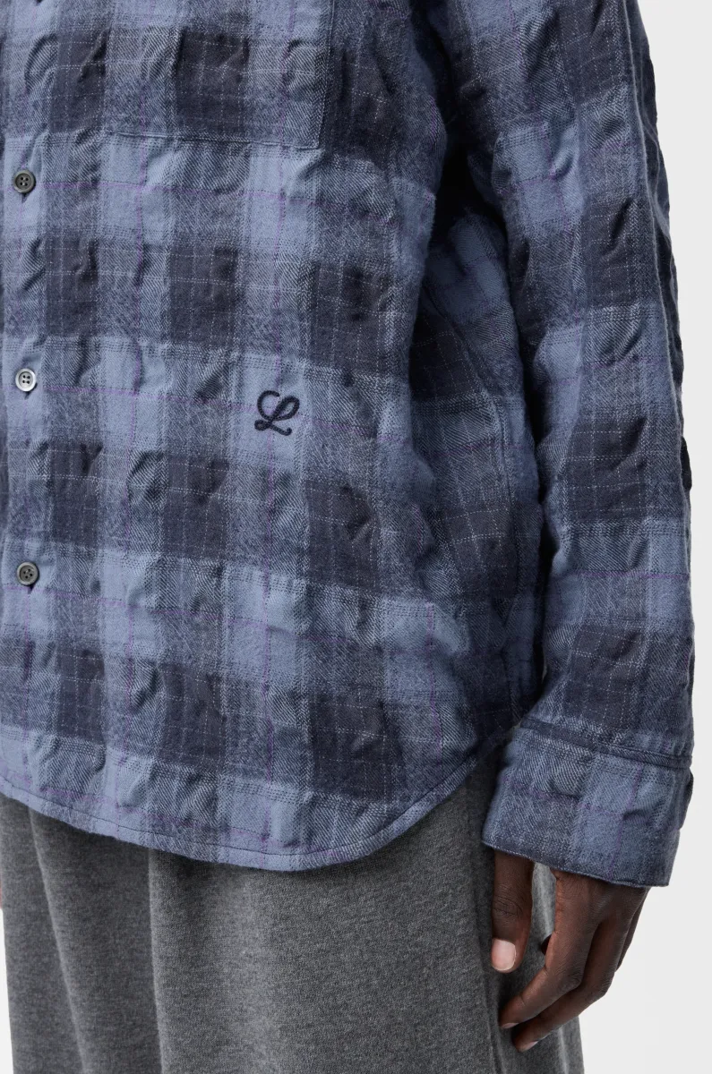 羊毛和棉质衬衫