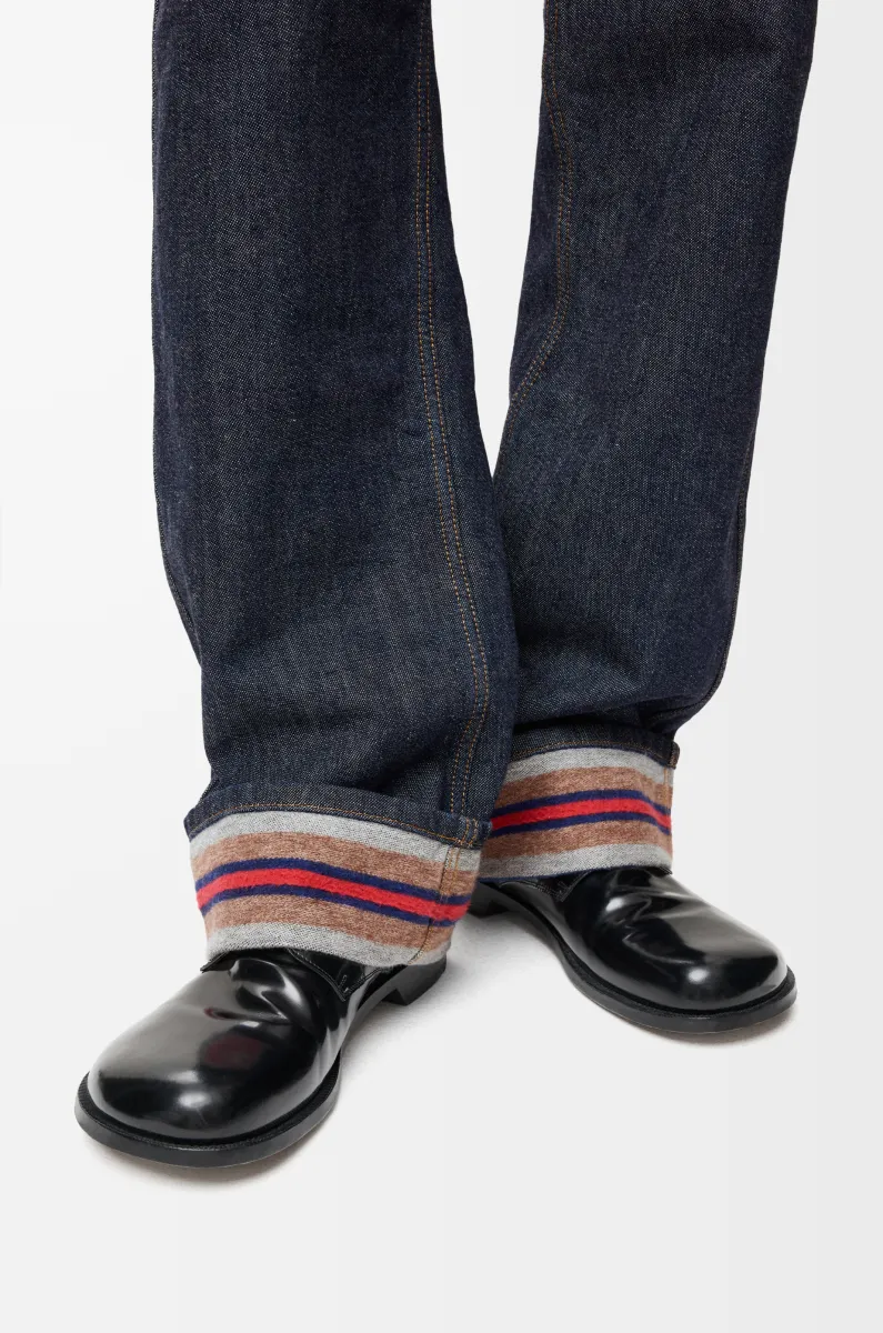 单宁布翻边牛仔裤